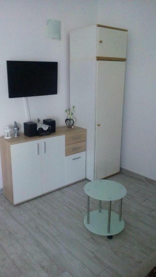 Apartment Tihana 拉维尼 外观 照片
